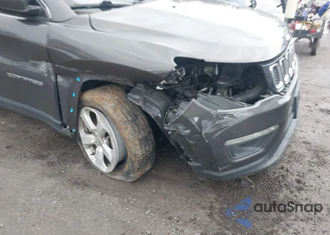 2018 Jeep Compass Latitude 4X4 from USA, damaged, VIN 3C4NJDBB4JT484350